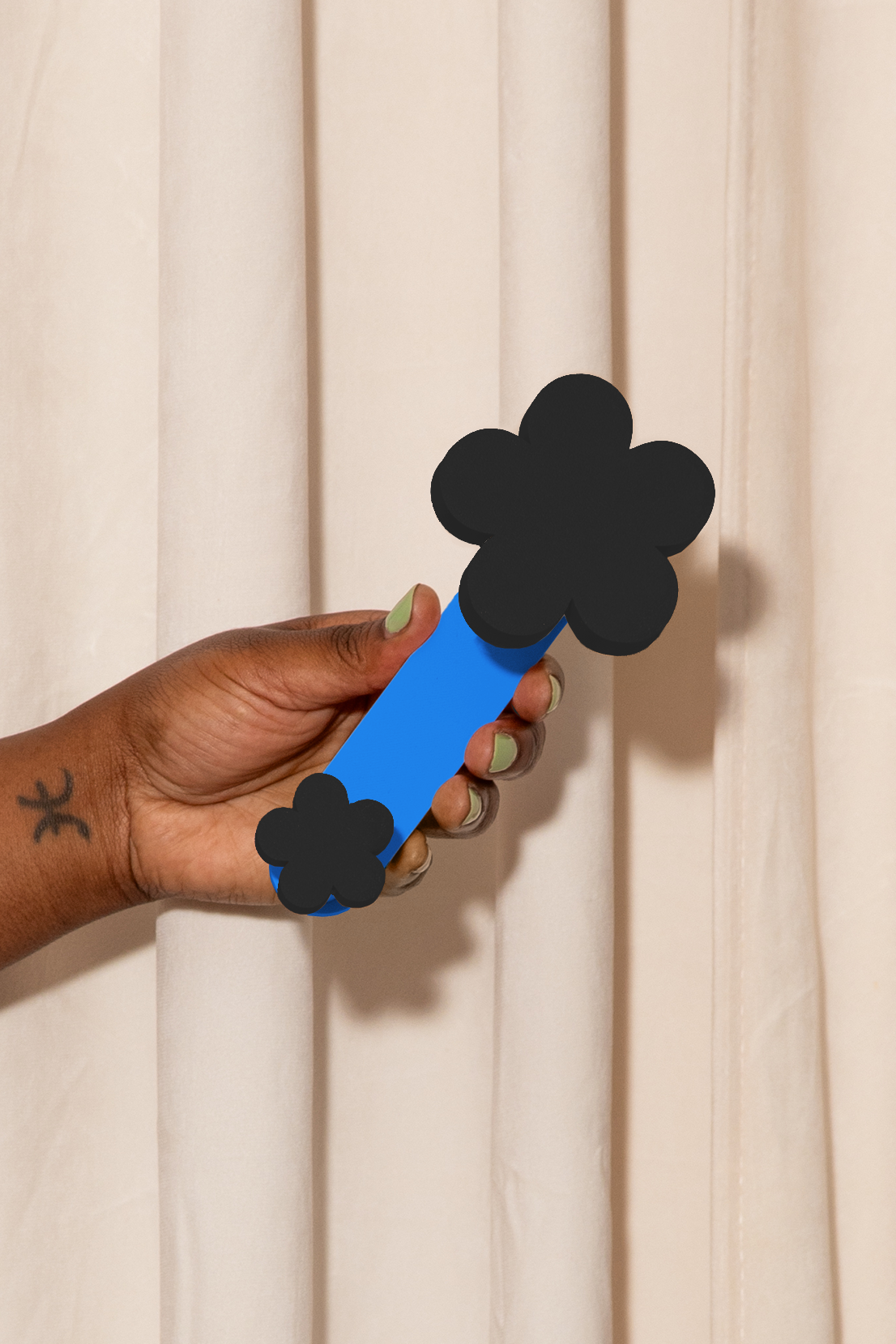 Daisy Hue Hook