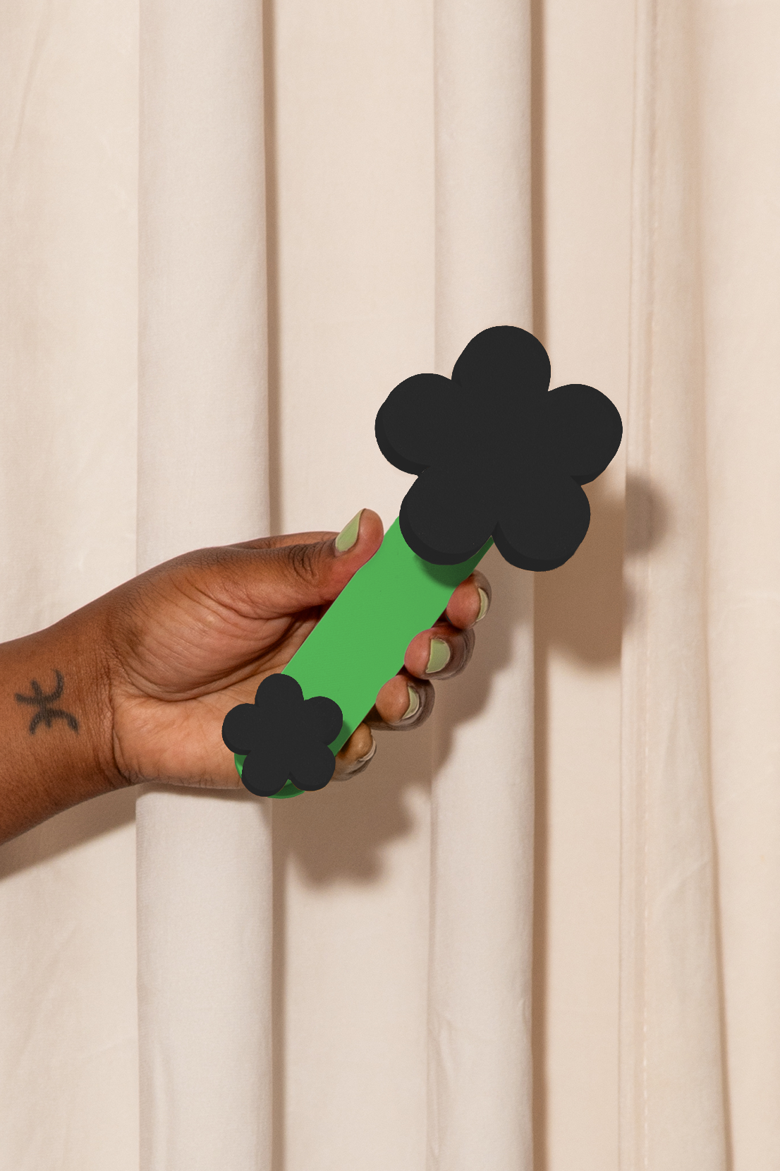 Daisy Hue Hook